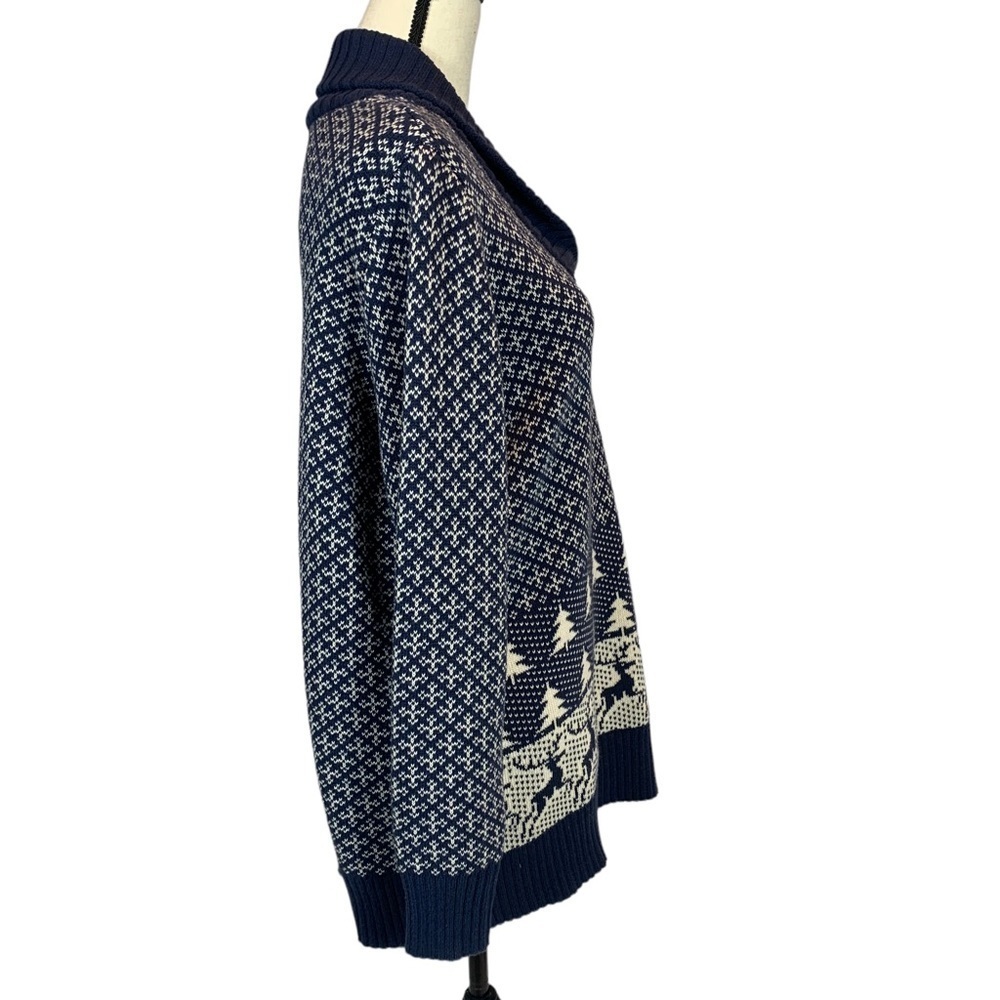 Coldwater Creek Shawl Collar Winter Theme Sweater - Blue / White - size Large - Picture 2 of 7